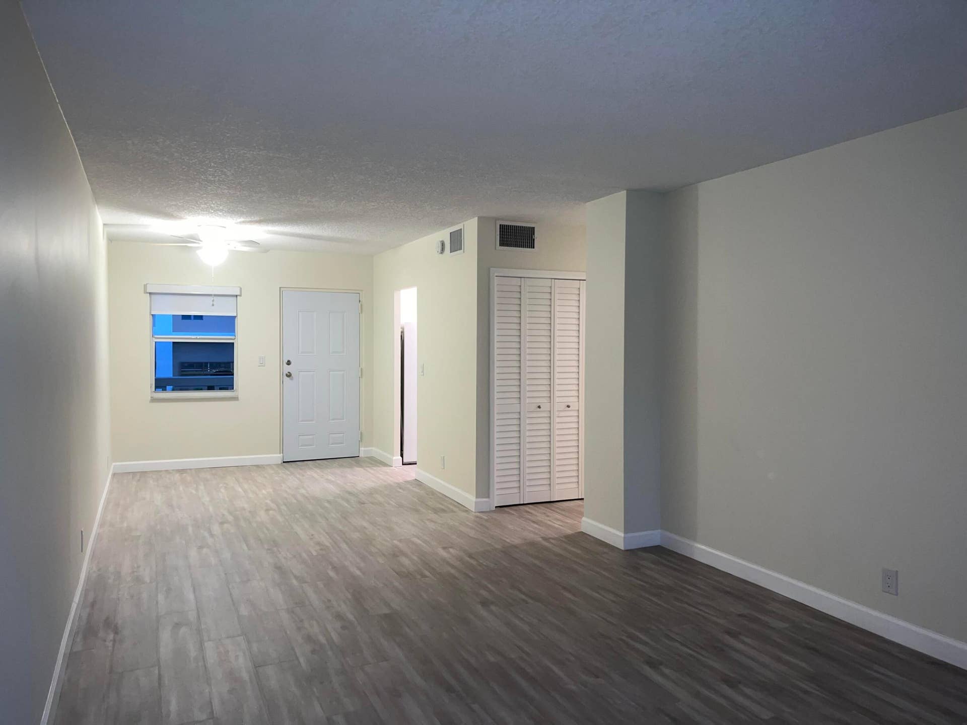2555 NE 11th Street, #508, Fort Lauderdale, FL 33304 (Upload-from-mobile-1792201508)IMG_0500