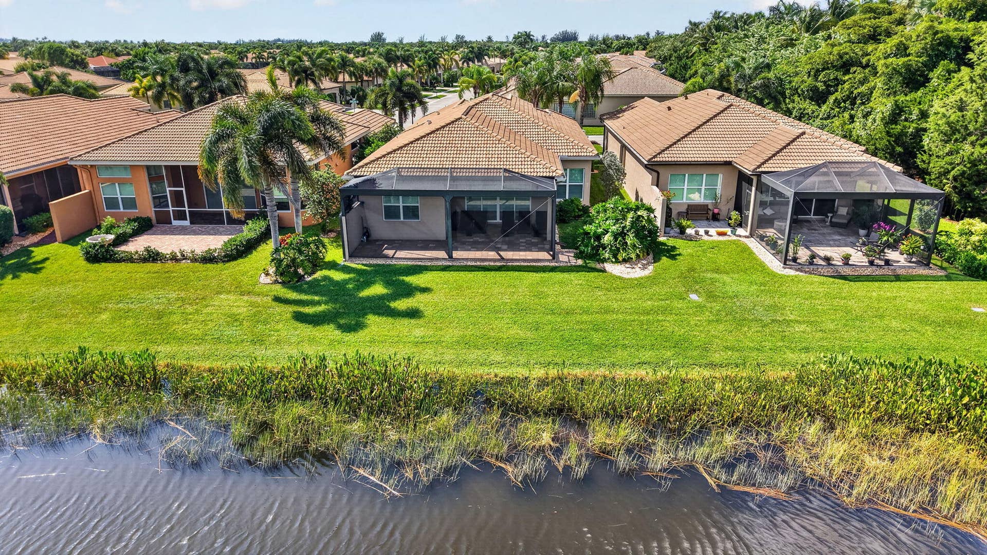12294 CASCADE VALLEY Lane, Boynton Beach, FL 33473 73-web-or-mls-DJI_20261015135951_0125_D
