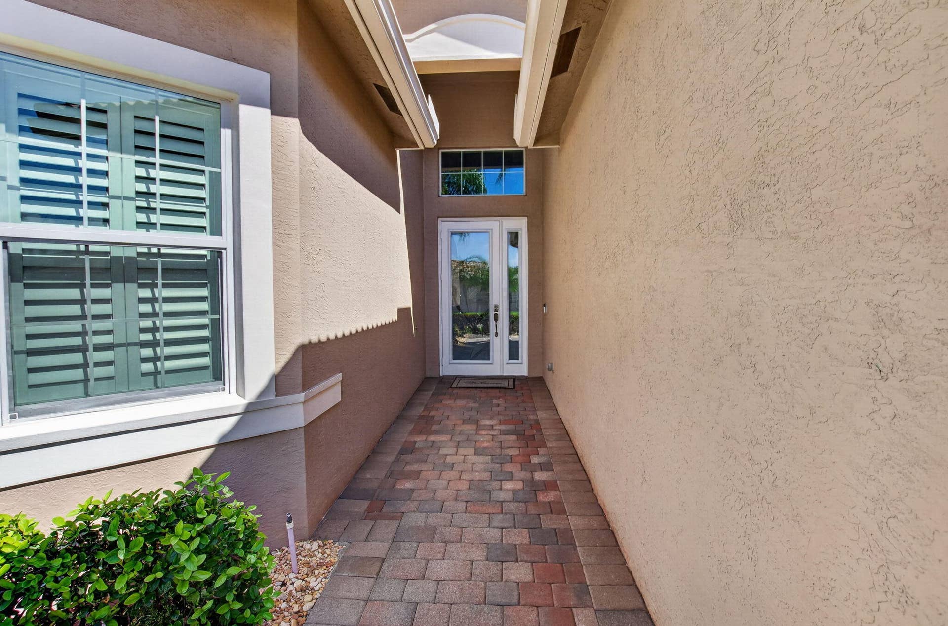 12294 CASCADE VALLEY Lane, Boynton Beach, FL 33473 4-web-or-mls-DSC_3599