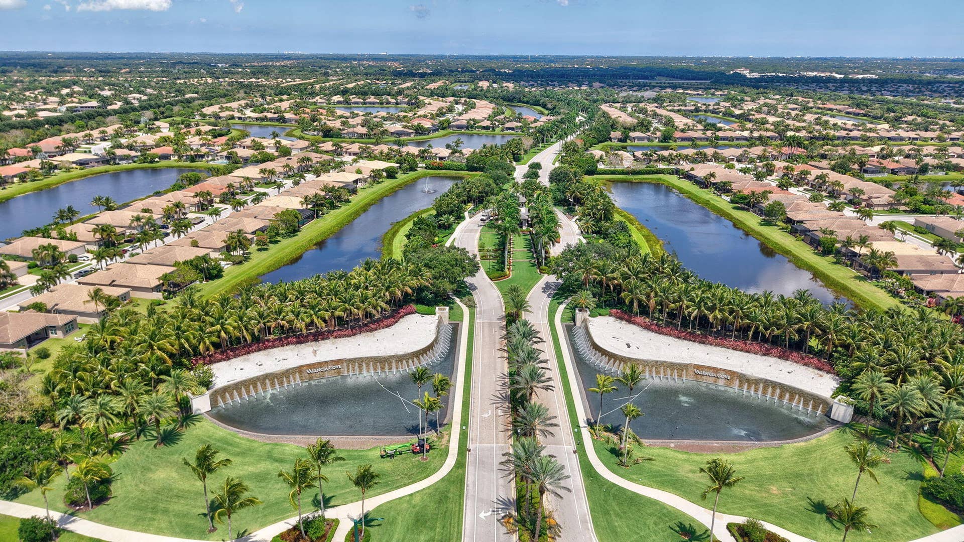 12294 CASCADE VALLEY Lane, Boynton Beach, FL 33473 83-web-or-mls-DJI_20260514143543_0001_D_