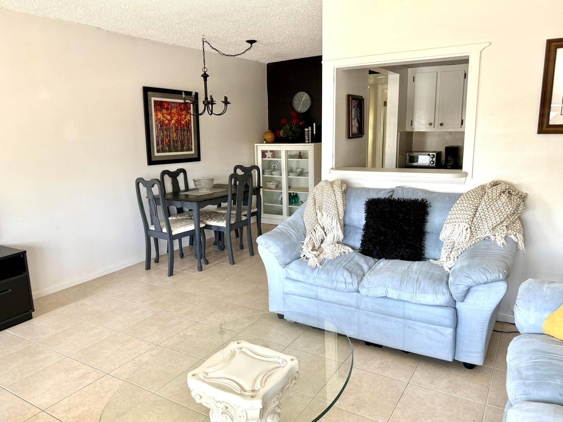 96 TILFORD Place E, Deerfield Beach, FL 33442 Living Room