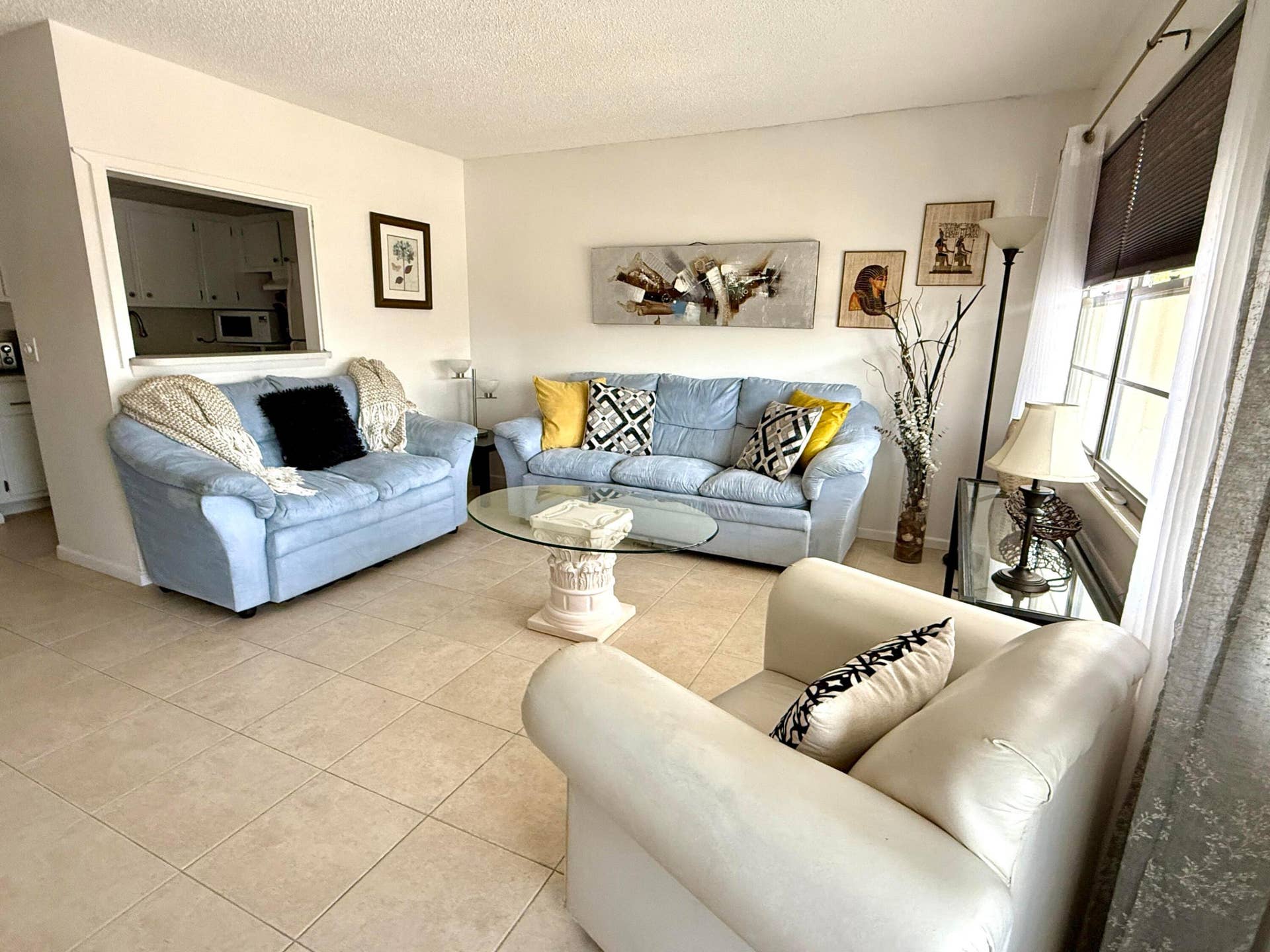 96 TILFORD Place E, Deerfield Beach, FL 33442 Living Room