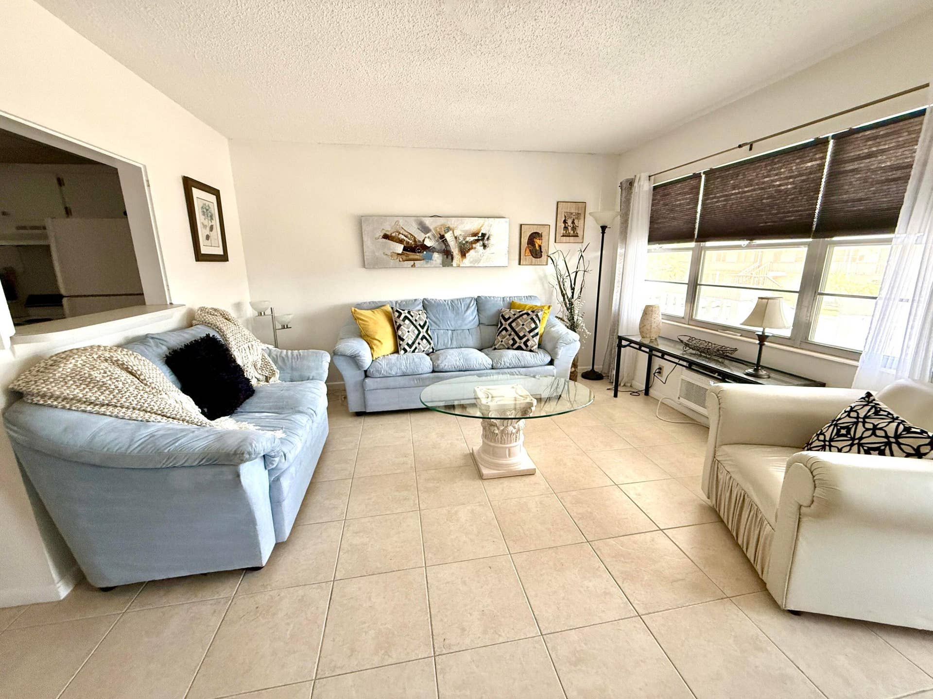 96 TILFORD Place E, Deerfield Beach, FL 33442 Living Room