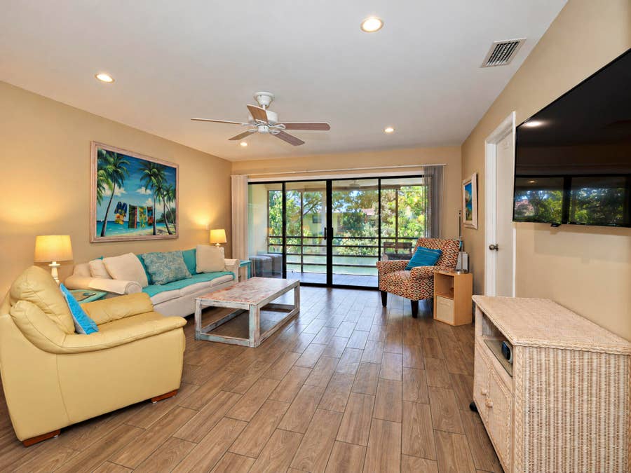 Property photo for 400 18th Street, #F8, Vero Beach, FL