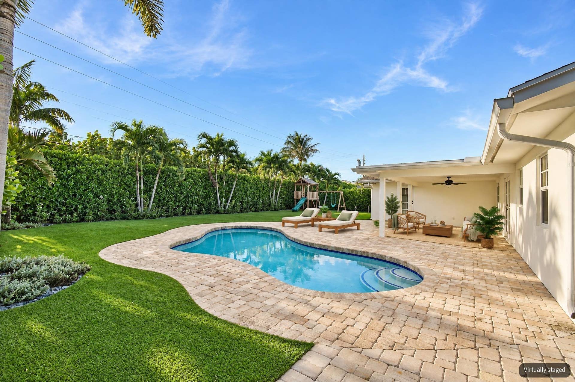 215 GOLFVIEW Drive, Tequesta, FL 33469 VirtuallyStagedPool