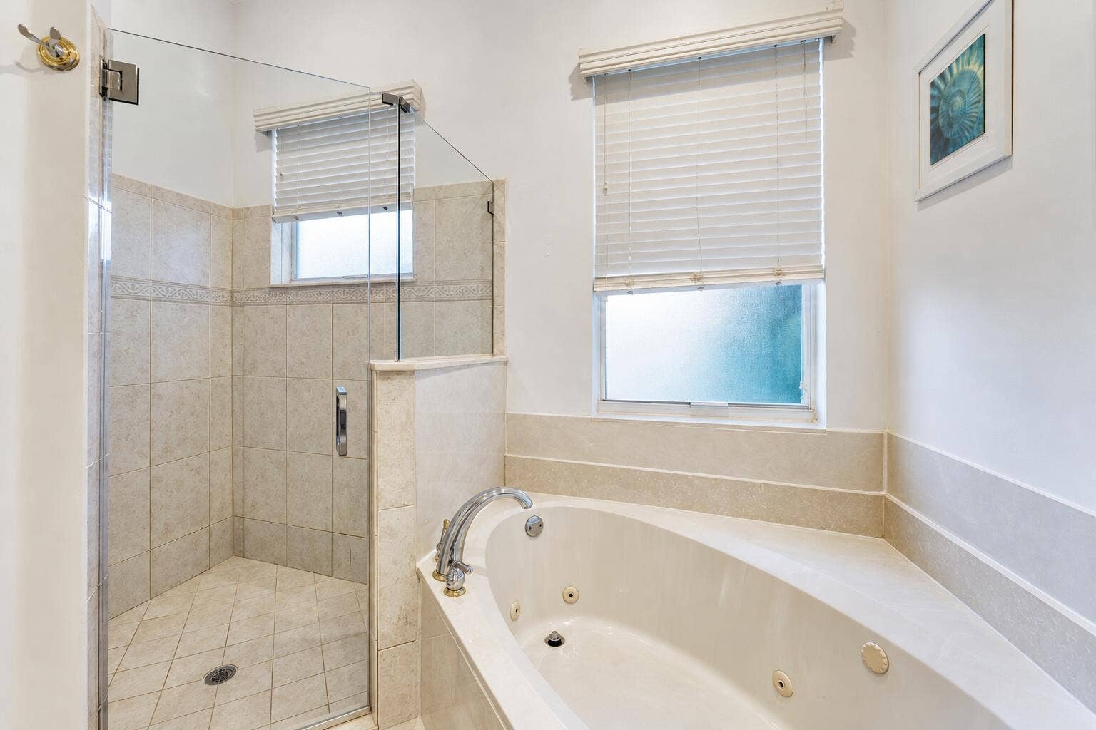 5839 NW 120th Avenue, Coral Springs, FL 33076 *bathroom03C31466-D2B1-4B20-8B2B-BB65335