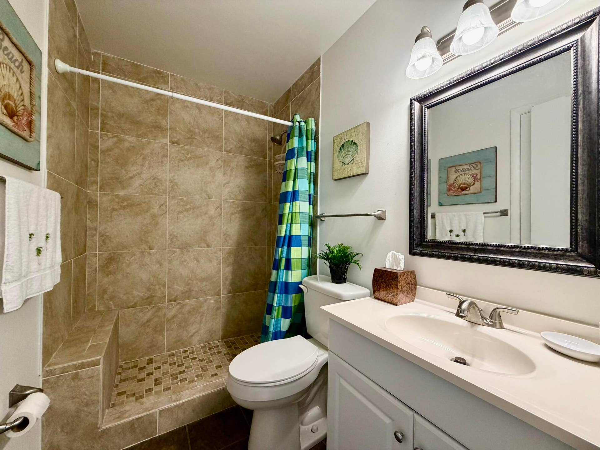 29 PINE ARBOR Lane, #204, Vero Beach, FL 32962 IMG_0196
