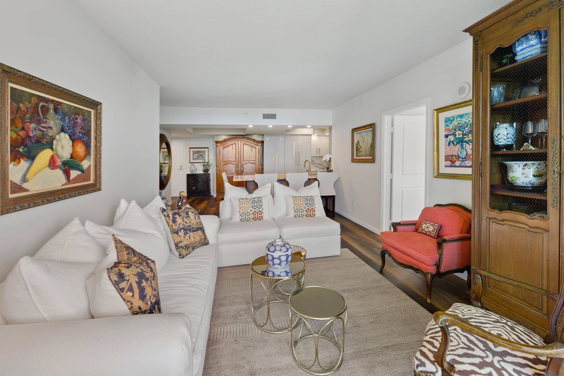 403 S SAPODILLA Avenue, #501, West Palm Beach, FL 33401 Living Room