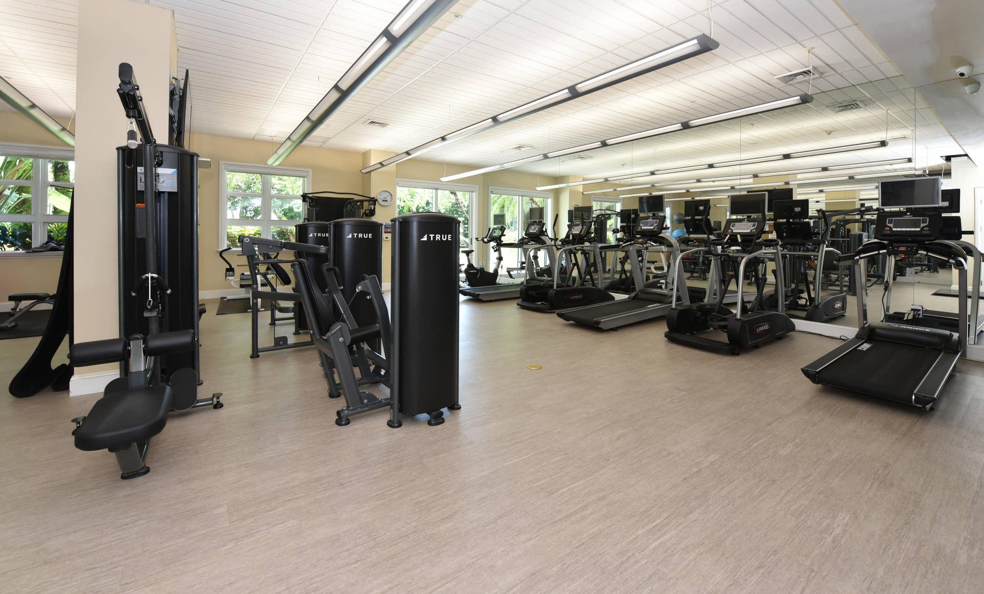 403 S SAPODILLA Avenue, #501, West Palm Beach, FL 33401 Fitness Center