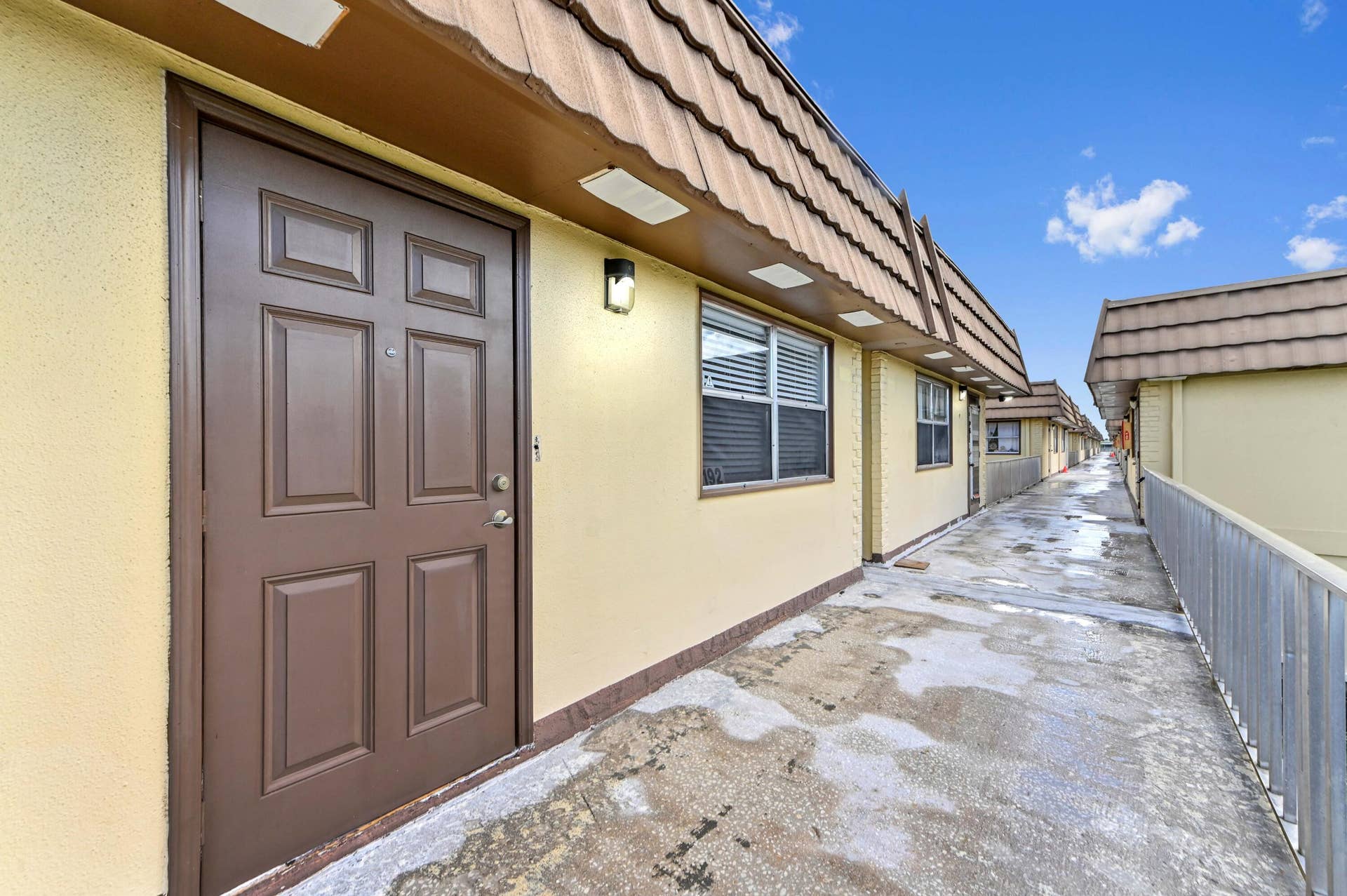 192 Saxony D Terrace, Delray Beach, FL 33446 18_192-Saxony-D_Entry