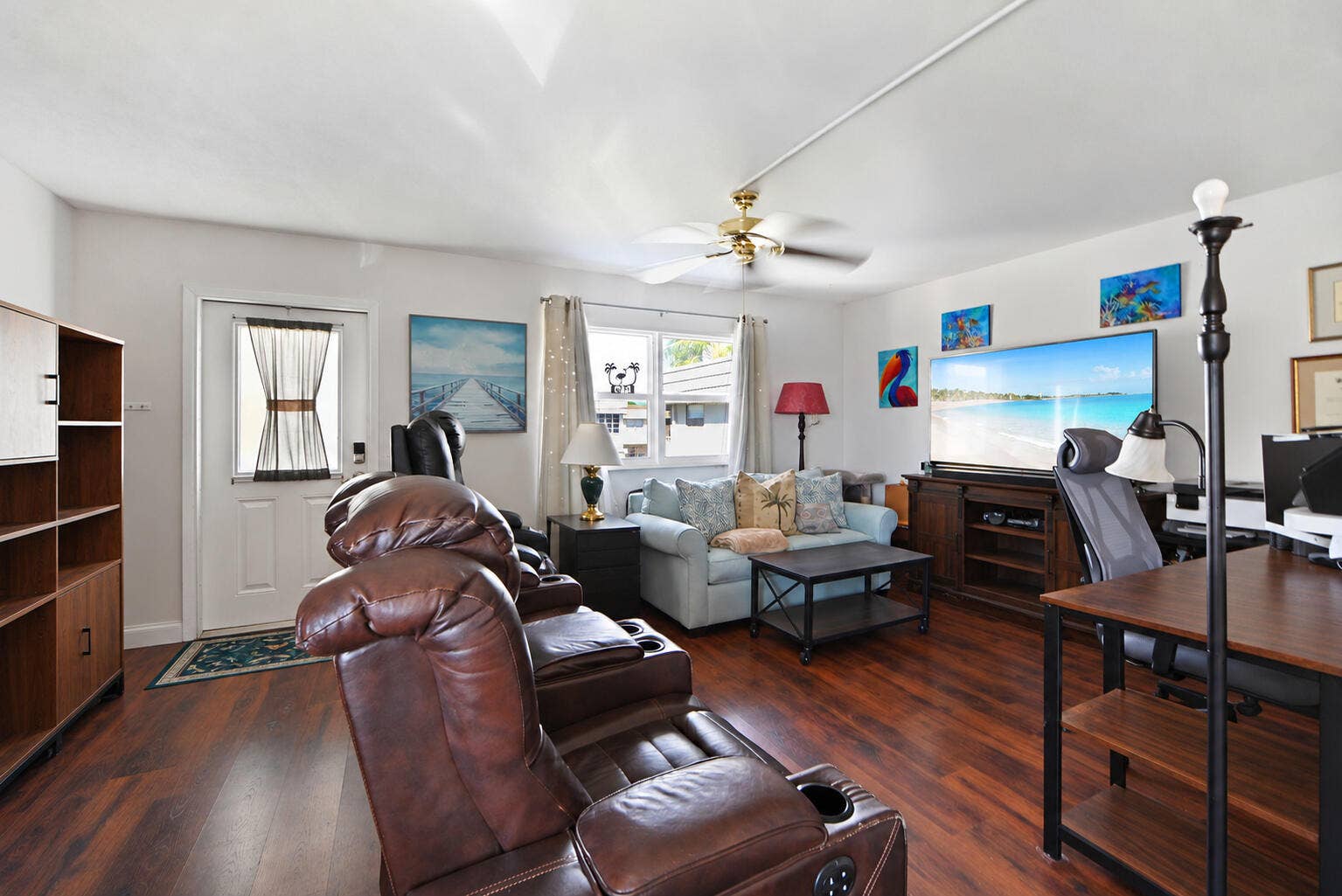 562 Monaco L, Delray Beach, FL 33446 04 - 17 Living room 03