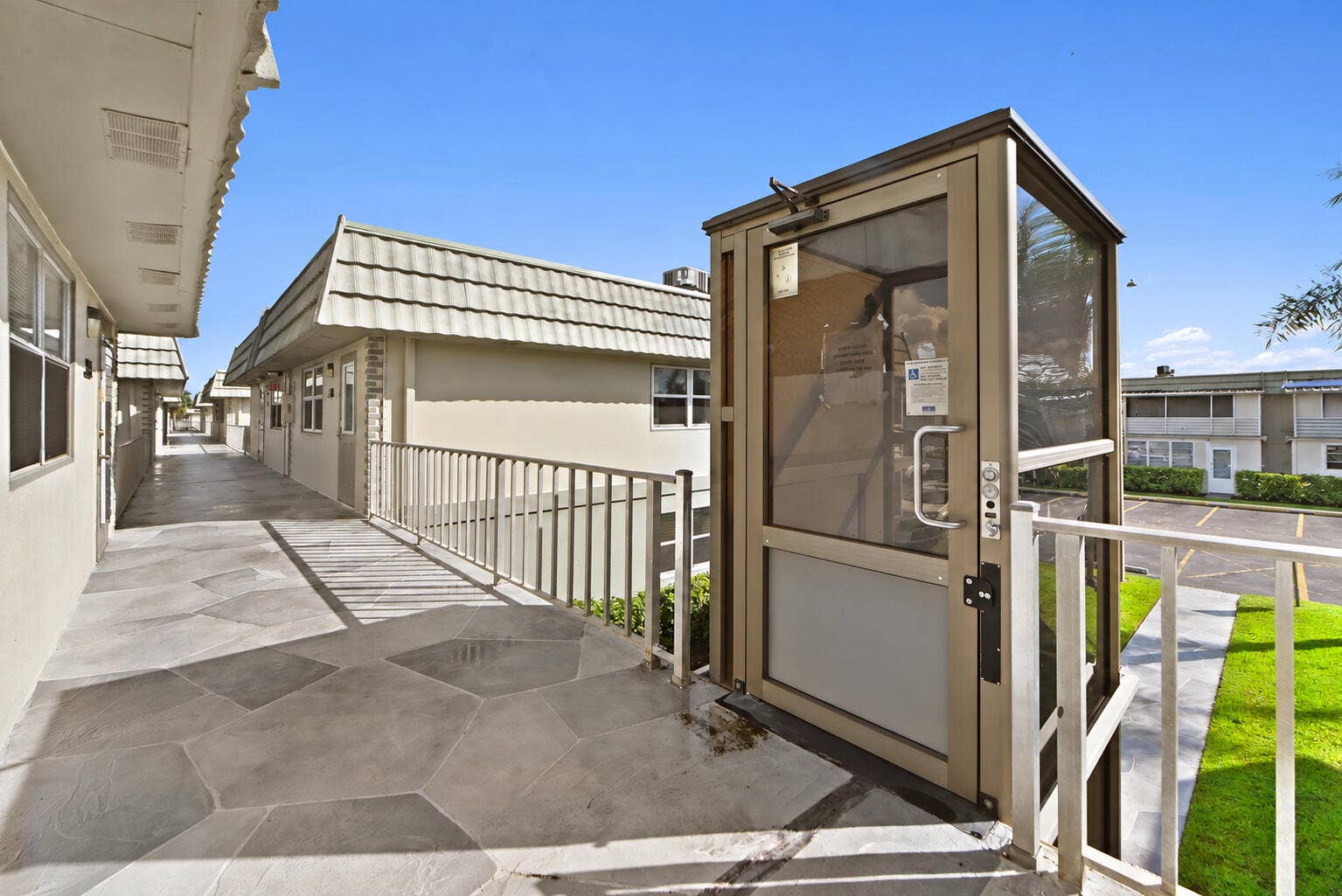 562 Monaco L, Delray Beach, FL 33446 16 - 04 Elevator 01