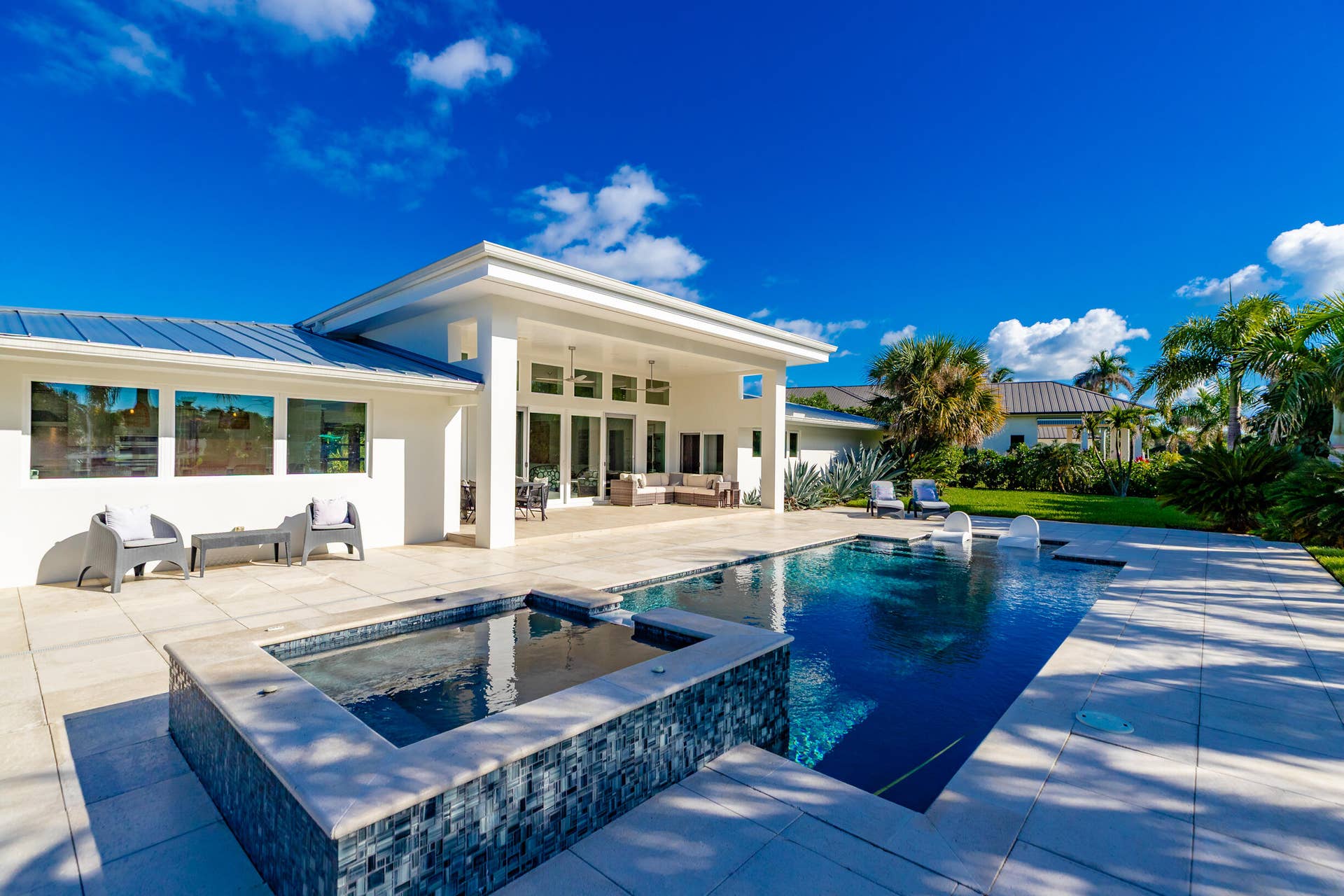 4304 Bethel Creek Drive, Vero Beach, FL 32963 Pool & Spa