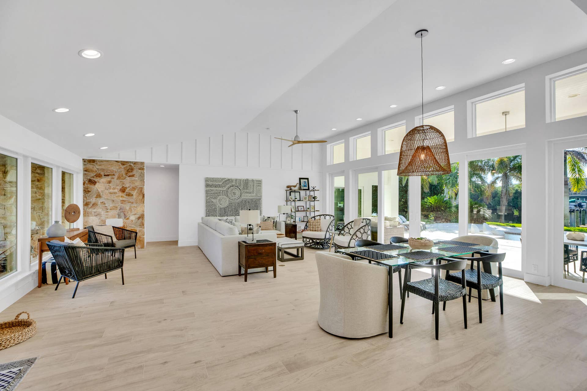 4304 Bethel Creek Drive, Vero Beach, FL 32963 Great Room