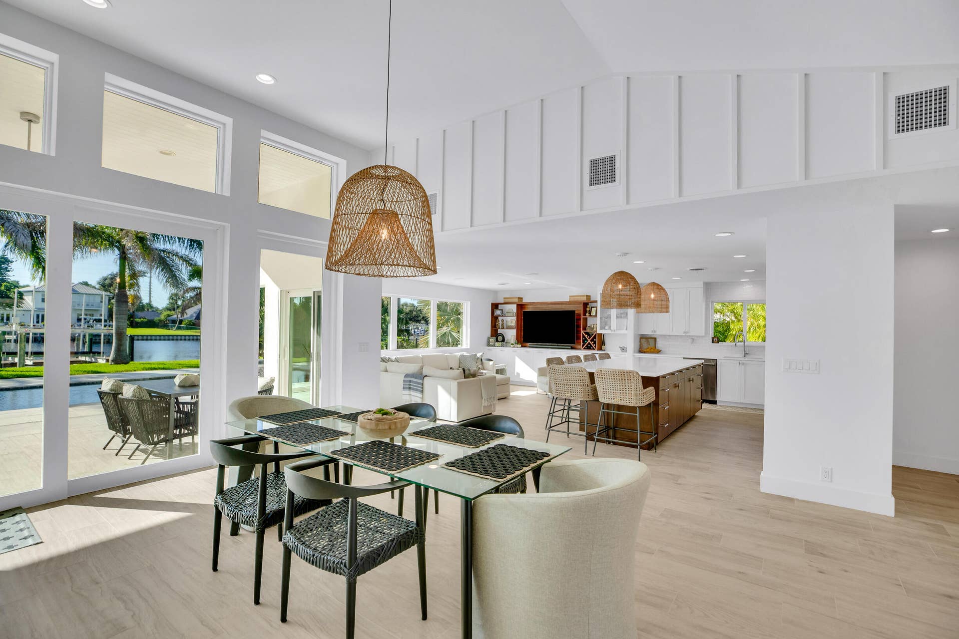 4304 Bethel Creek Drive, Vero Beach, FL 32963 Great Room