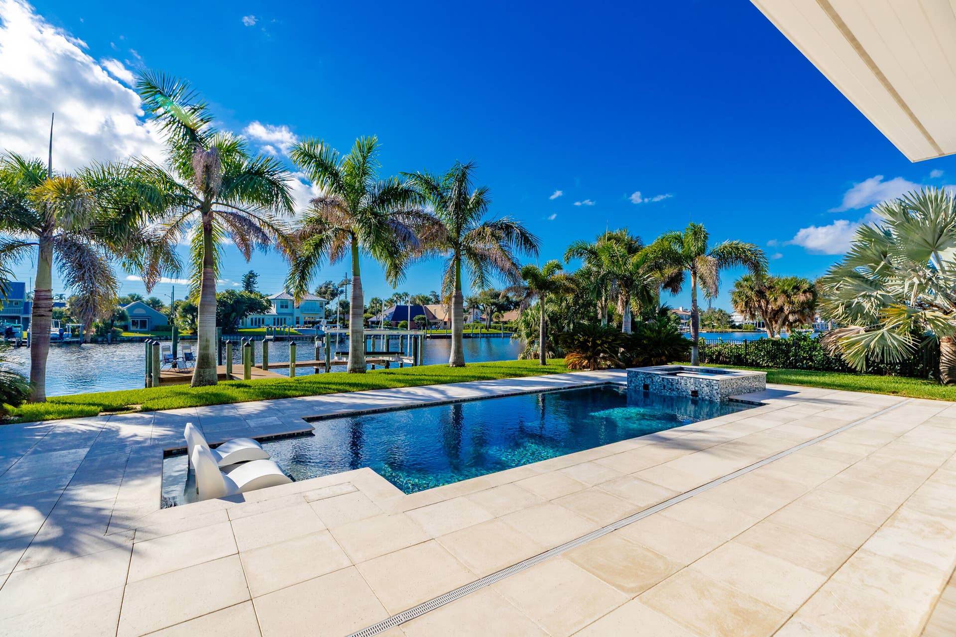 4304 Bethel Creek Drive, Vero Beach, FL 32963 Pool & Spa