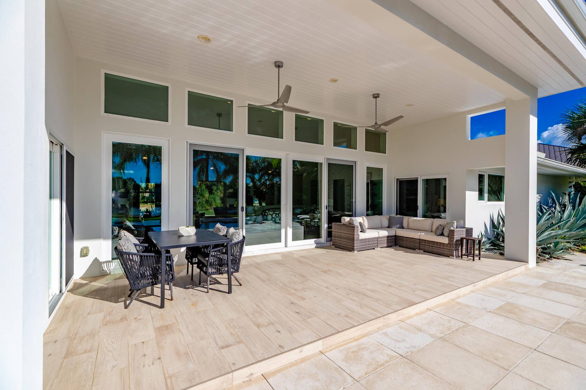 4304 Bethel Creek Drive, Vero Beach, FL 32963 Patio