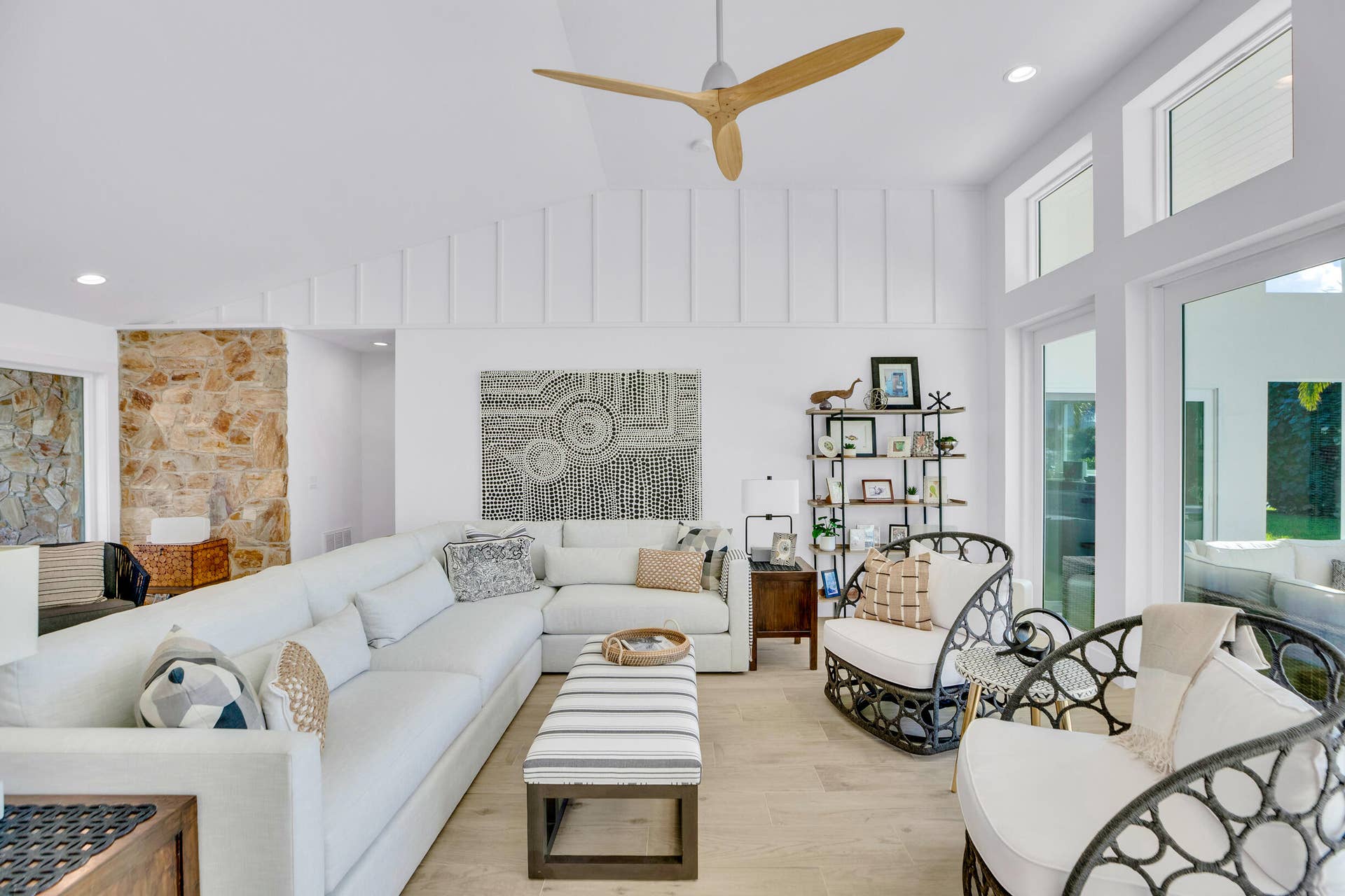 4304 Bethel Creek Drive, Vero Beach, FL 32963 Great Room