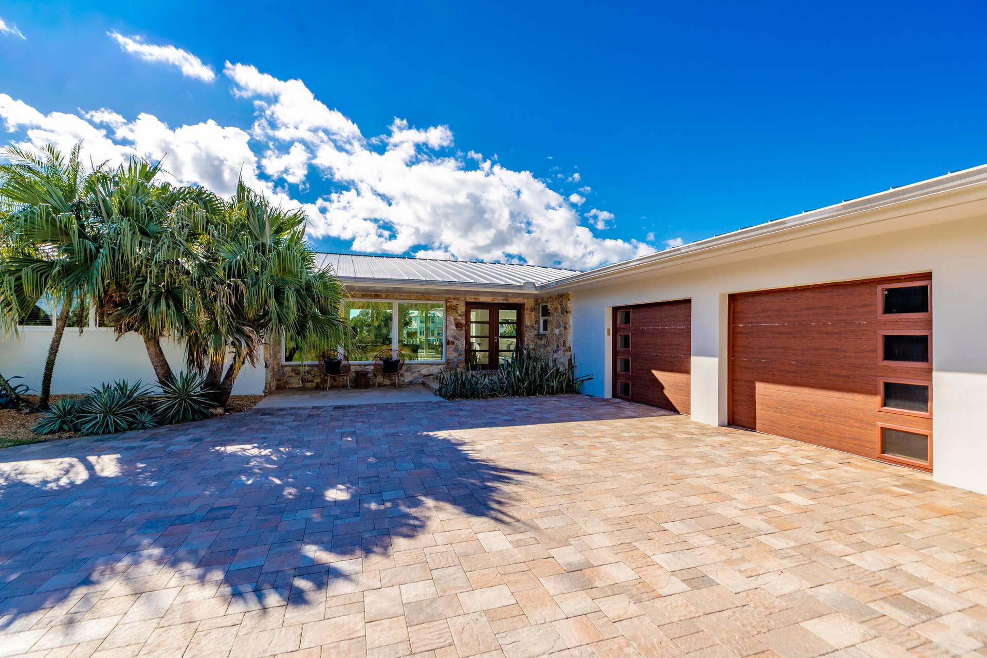 4304 Bethel Creek Drive, Vero Beach, FL 32963 Exterior Front