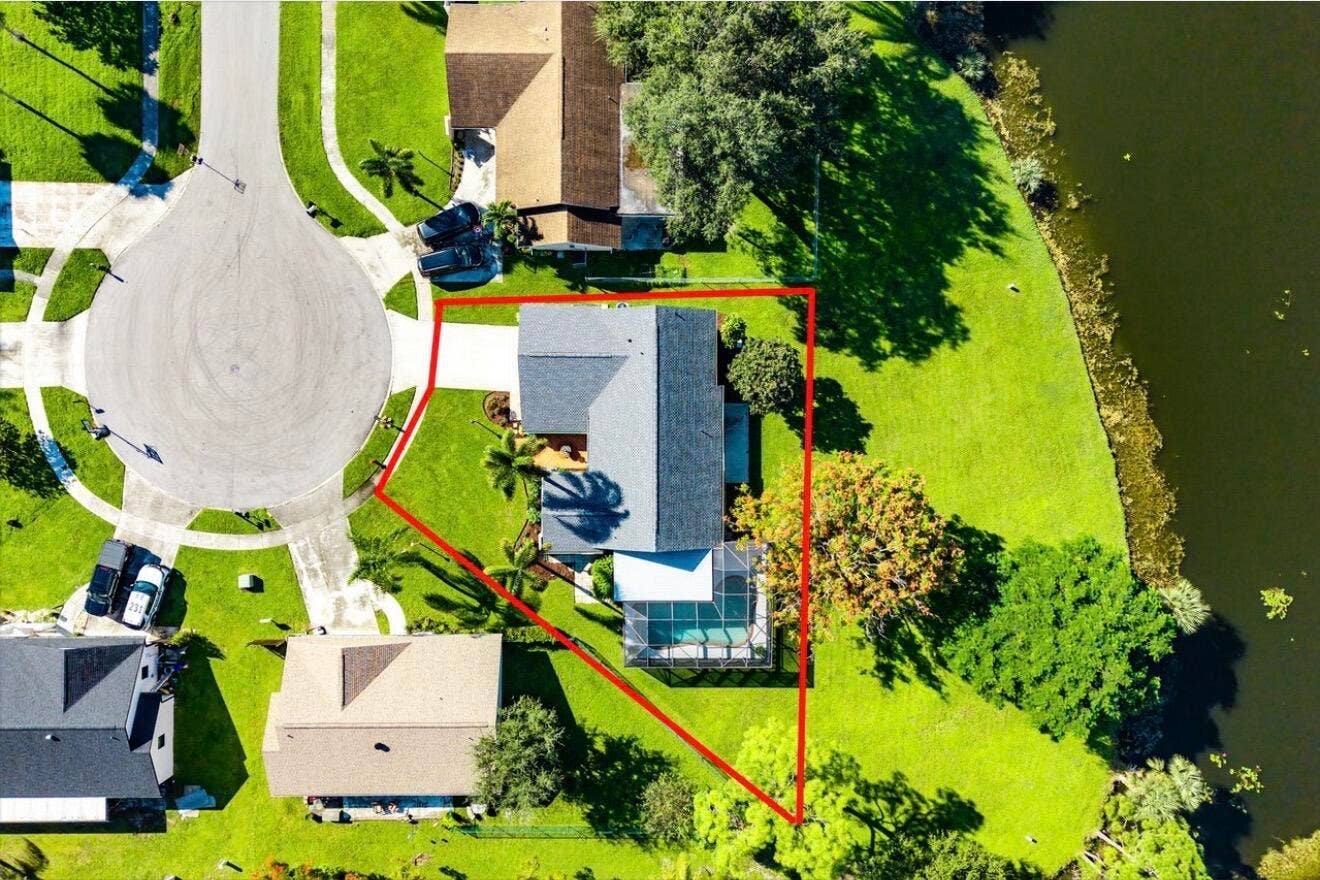 5527 Adair Way- Property Boundary