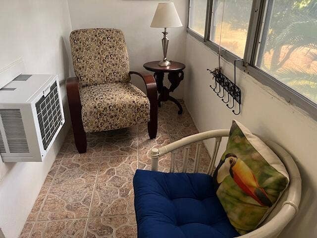 300 WINDSOR M, #M, West Palm Beach, FL 33417 IMG_5008