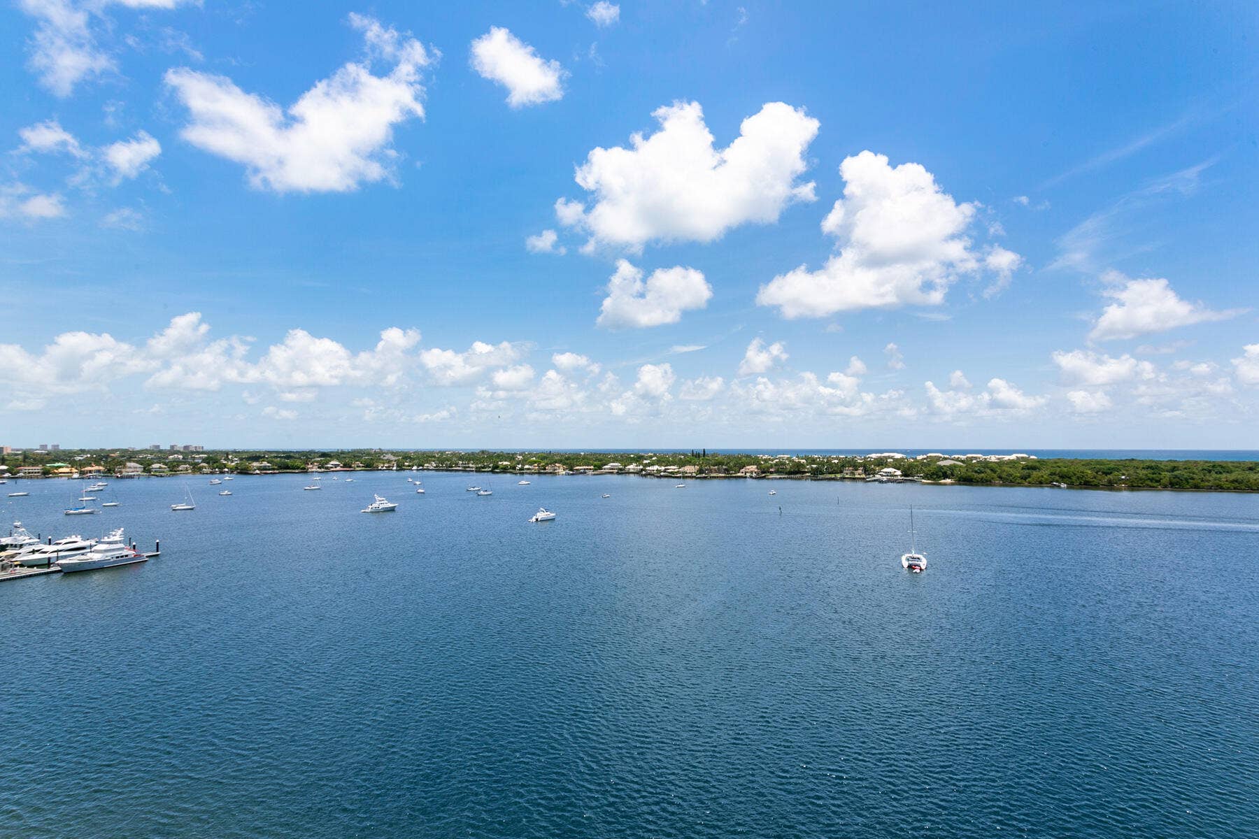 100 LAKESHORE Drive, #454, North Palm Beach, FL 33408 View