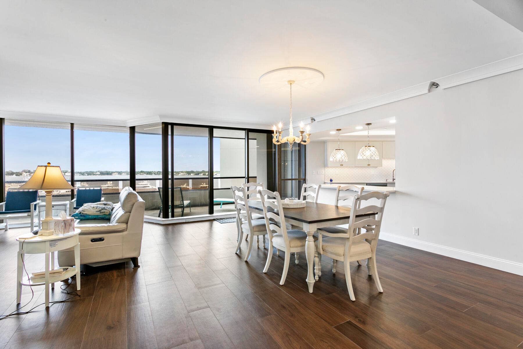 100 LAKESHORE Drive, #454, North Palm Beach, FL 33408 Dining Room