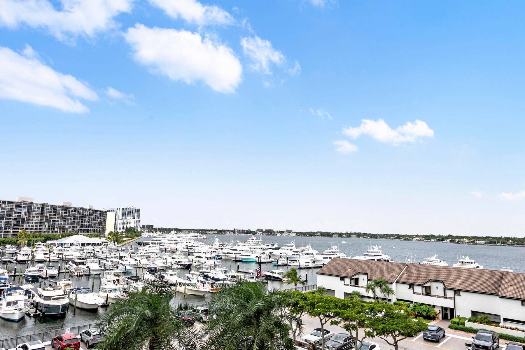 100 LAKESHORE Drive, #454, North Palm Beach, FL 33408 Balcony View