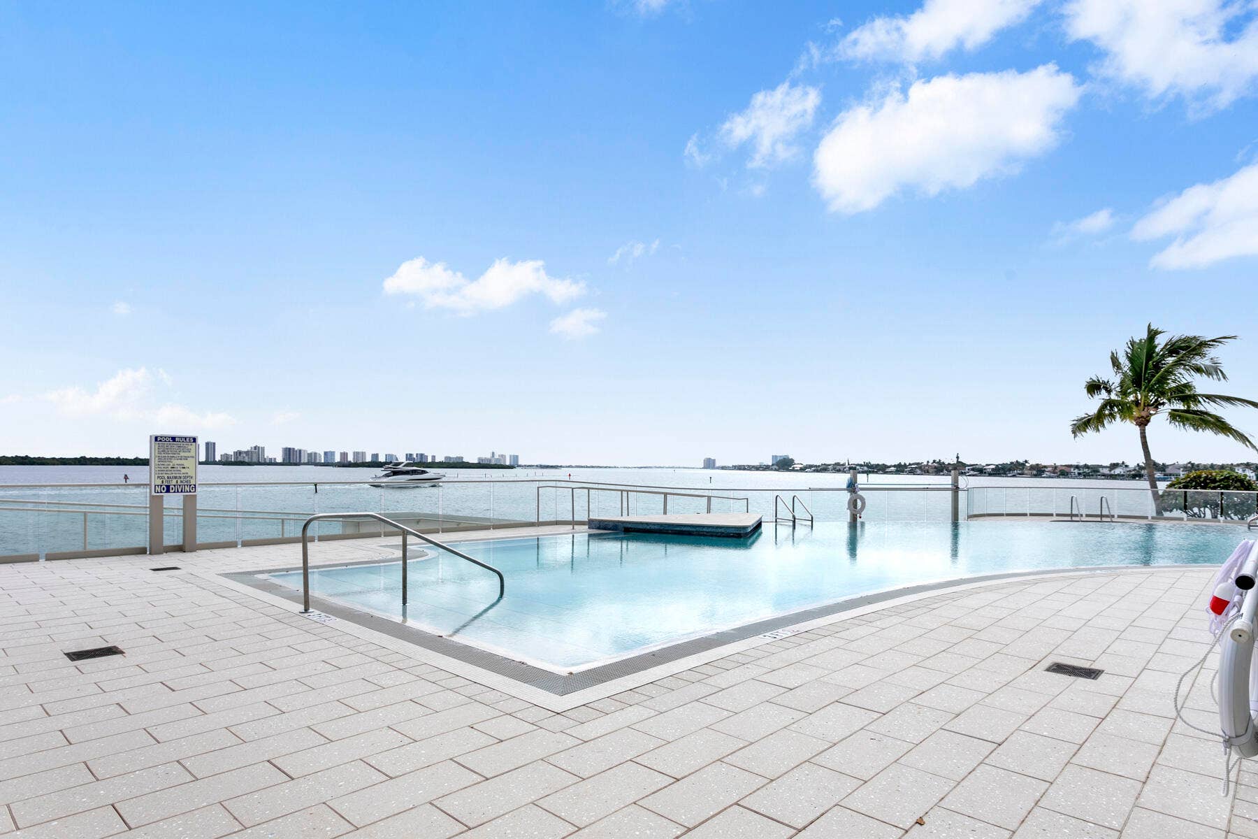 100 LAKESHORE Drive, #454, North Palm Beach, FL 33408 Pool