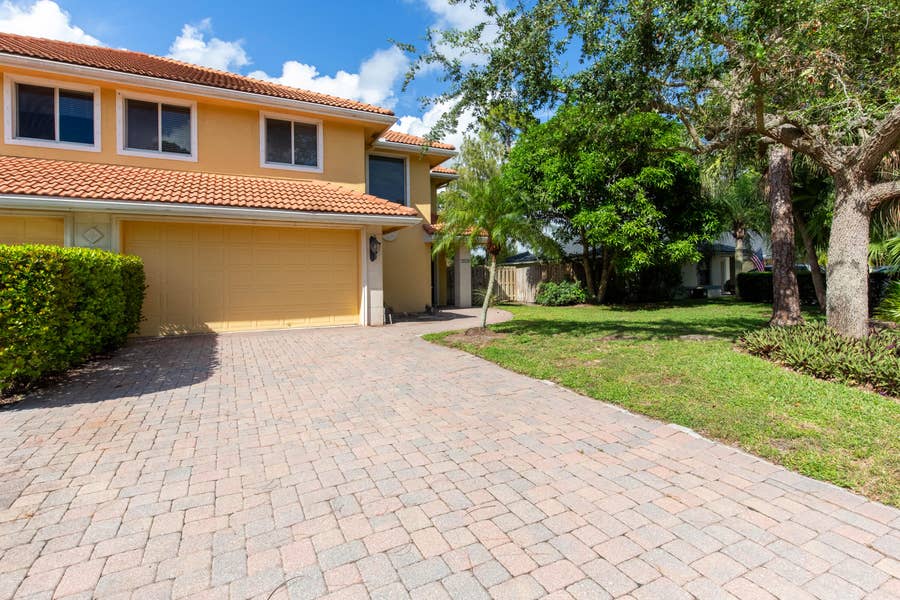Property photo for 1036 STAGHORN Street, Wellington, FL