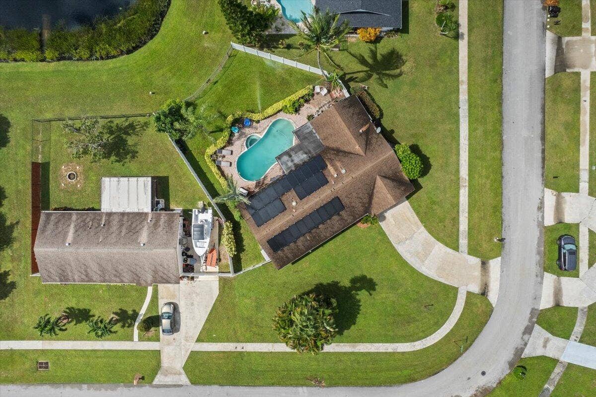 8059 ROSE MARIE Avenue E, Boynton Beach, FL 33472 42-DJI_0901