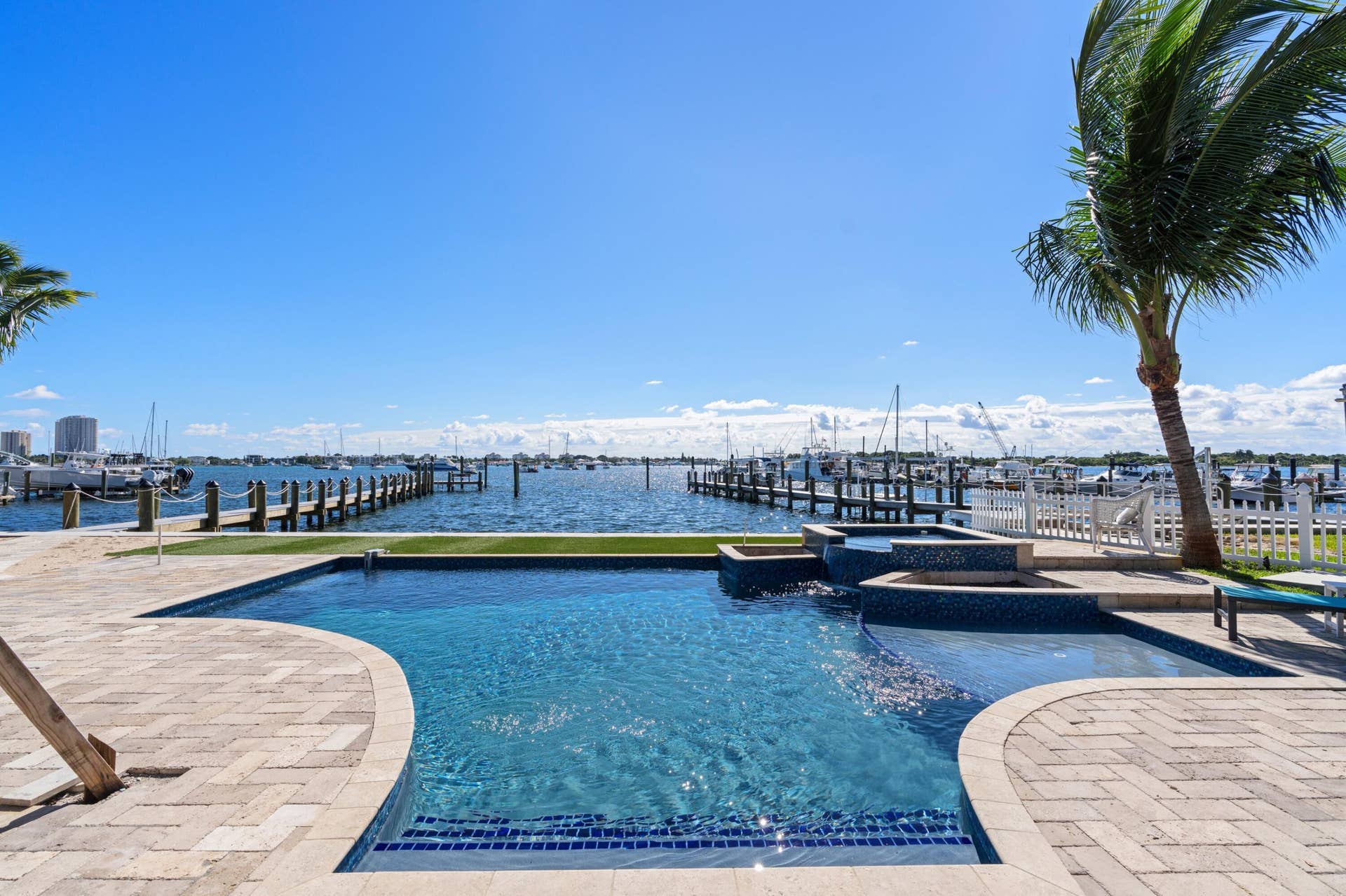 257 E 23rd Street, Riviera Beach, FL 33404 DSC04228.jpg-SMALL