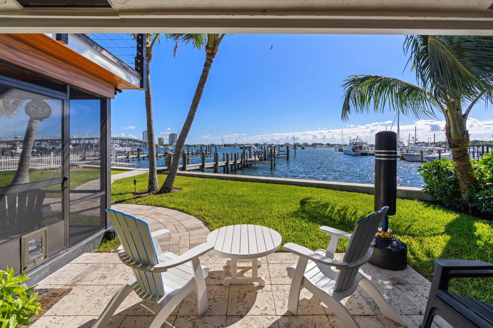 256 E 22nd Court, Riviera Beach, FL 33404 DSC04203.jpg-SMALL