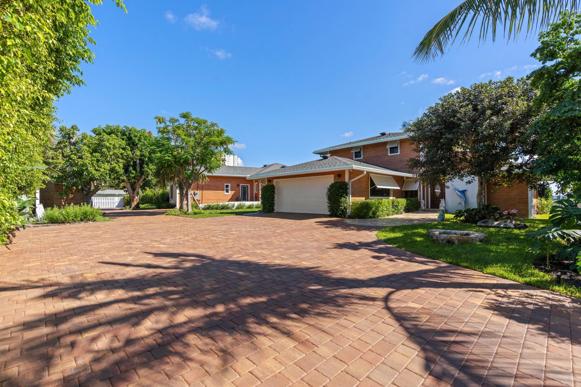 256 E 22nd Court, Riviera Beach, FL 33404 DSC04393.jpg-SMALL