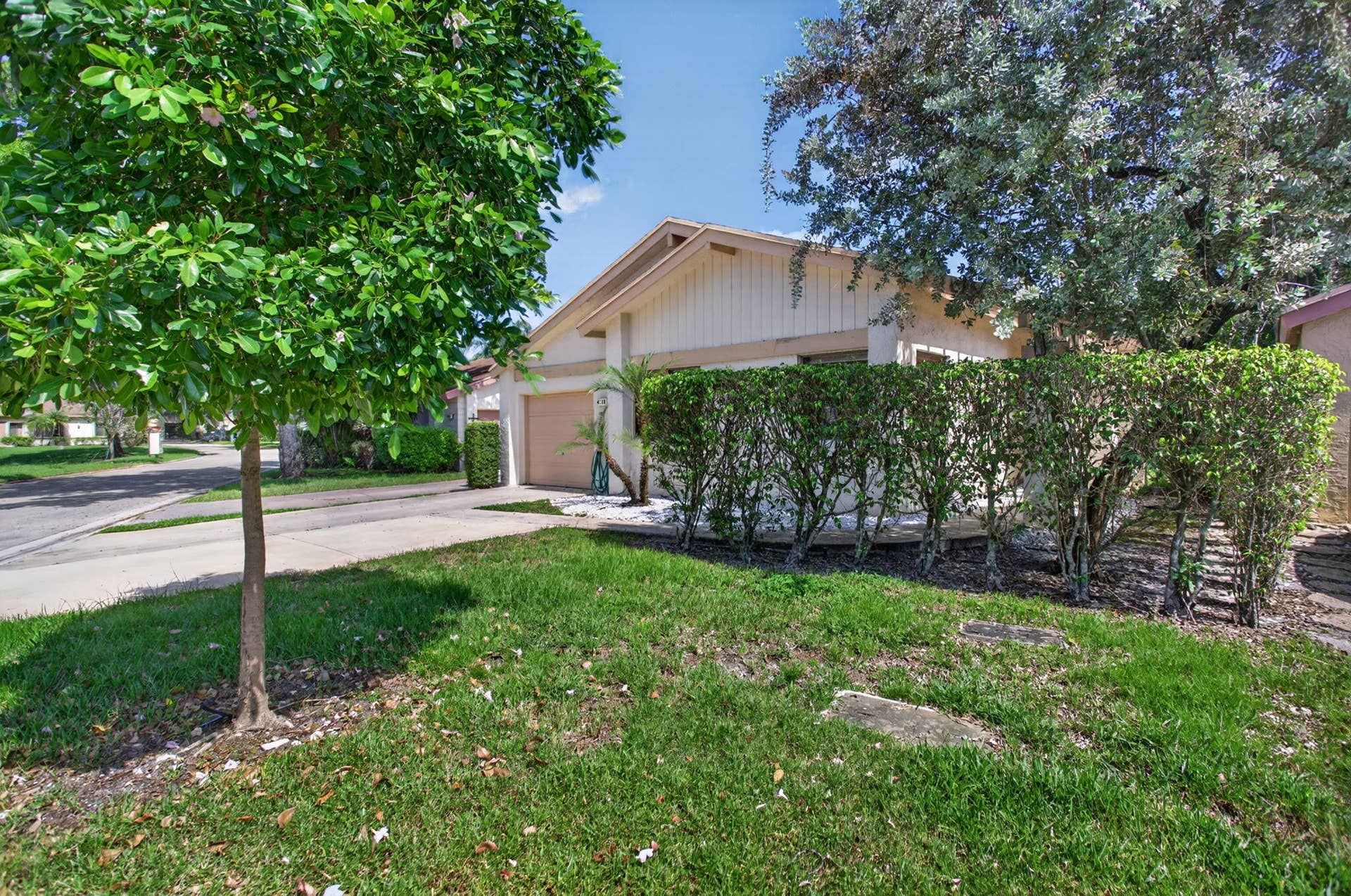 4322 ACACIA Circle, Coconut Creek, FL 33066 1000016227