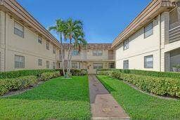 81 Saxony B, #81, Delray Beach, FL 33446 Exterior Front