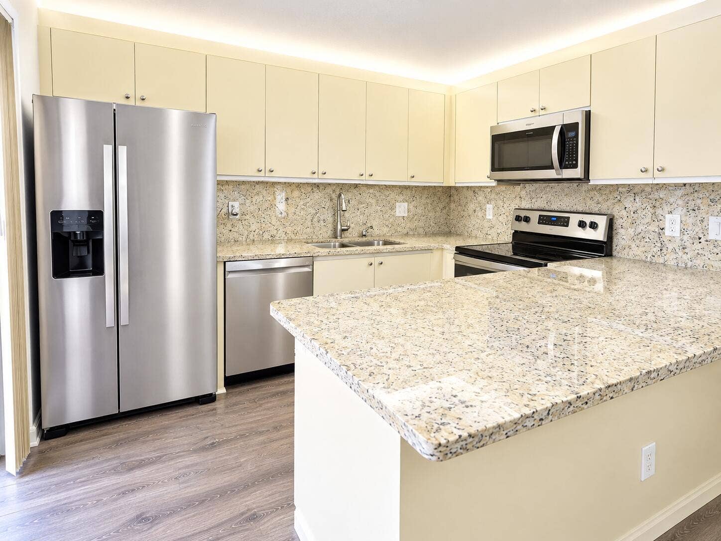 9851 NW 6th Place, Plantation, FL 33324 IMG_4699