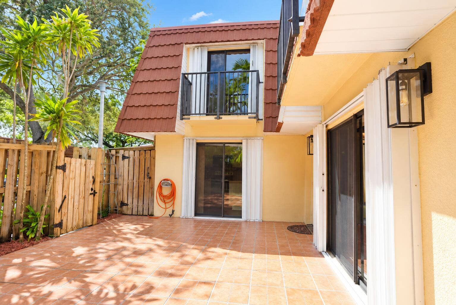 9851 NW 6th Place, Plantation, FL 33324 IMG_4715