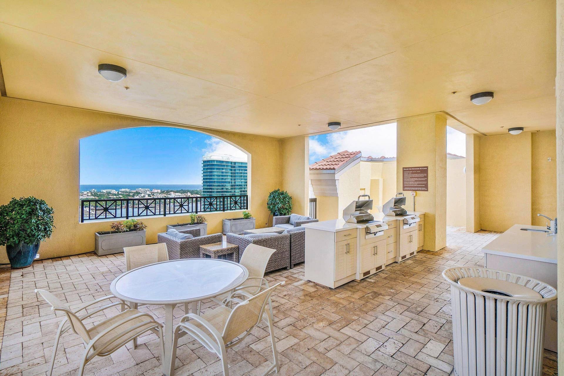 Rooftop Gas BBQ Grills