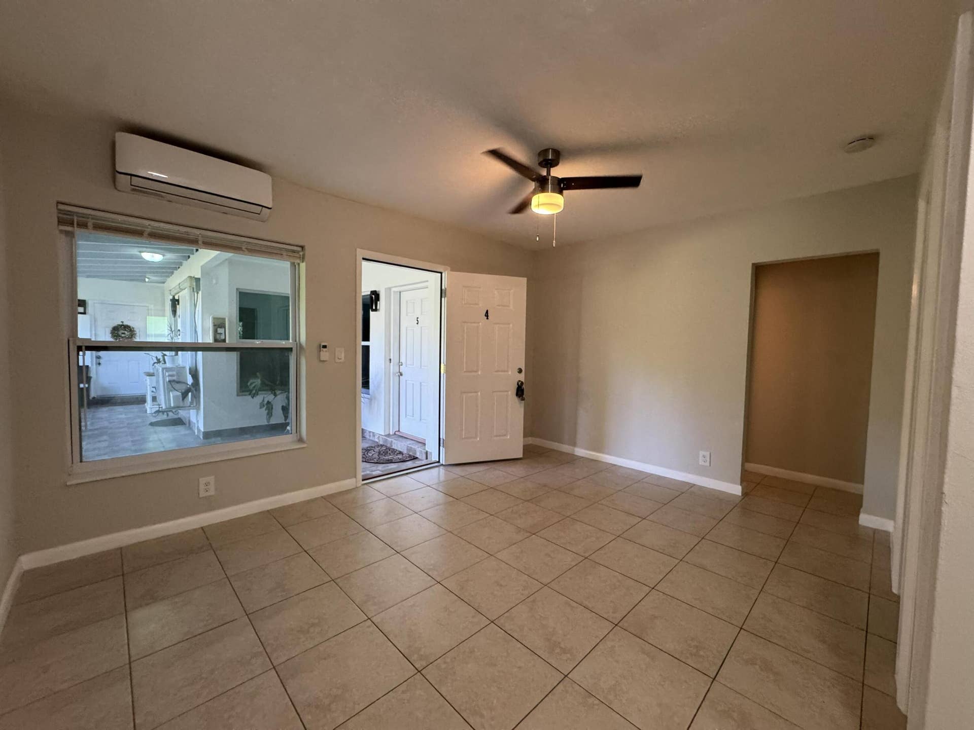 625 NE 14TH Avenue, #4, Fort Lauderdale, FL 33304 IMG_5793