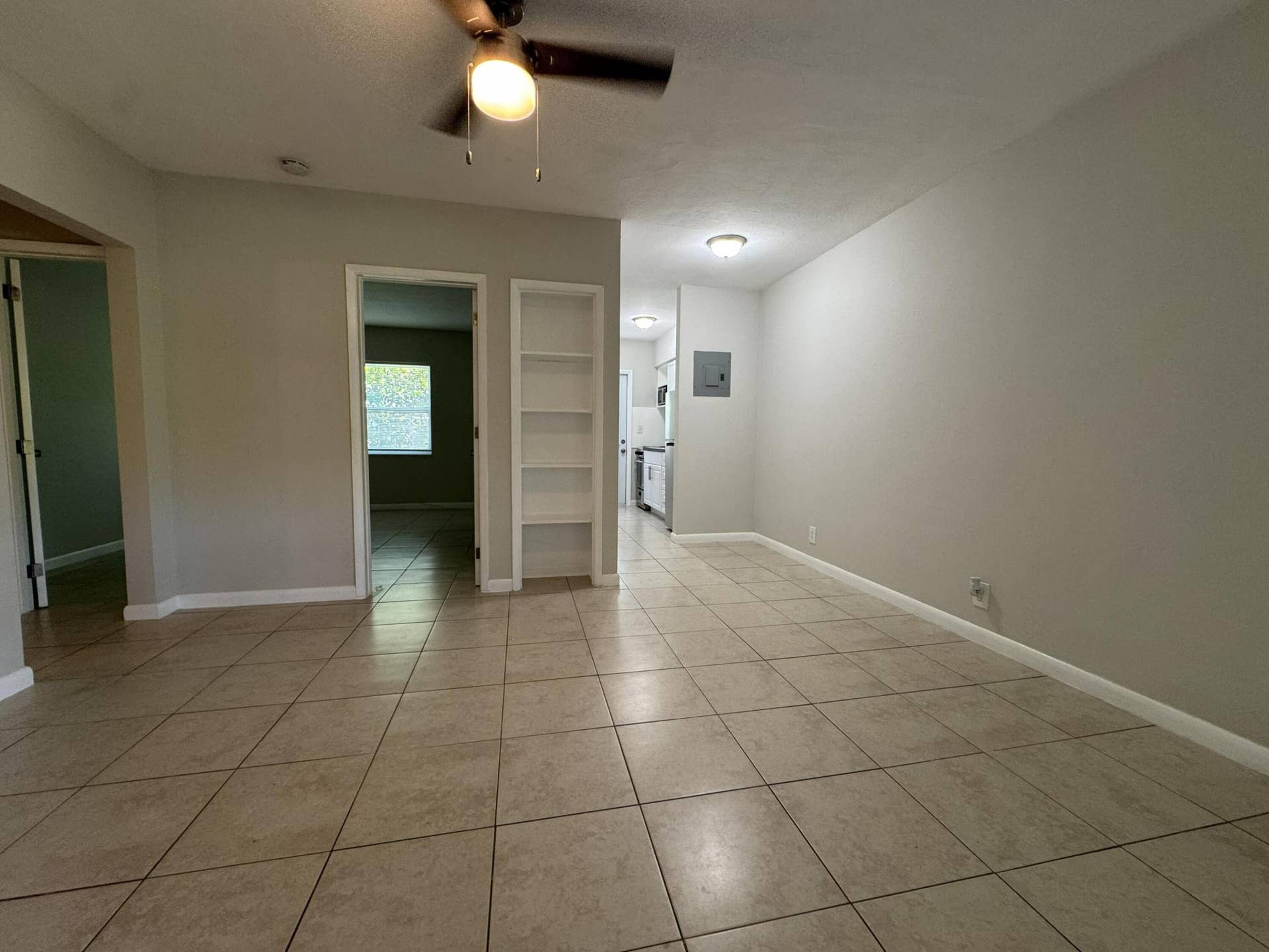 625 NE 14TH Avenue, #4, Fort Lauderdale, FL 33304 IMG_5790