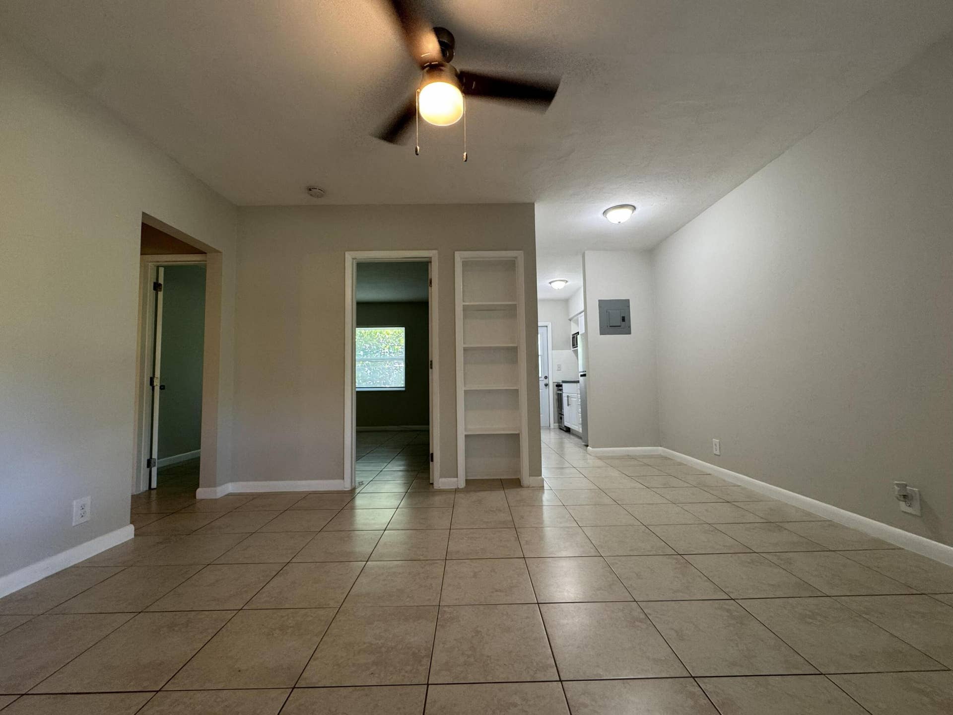 625 NE 14TH Avenue, #4, Fort Lauderdale, FL 33304 IMG_5791