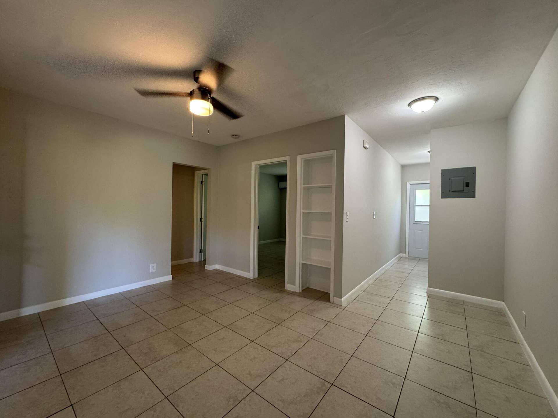625 NE 14TH Avenue, #4, Fort Lauderdale, FL 33304 IMG_5792
