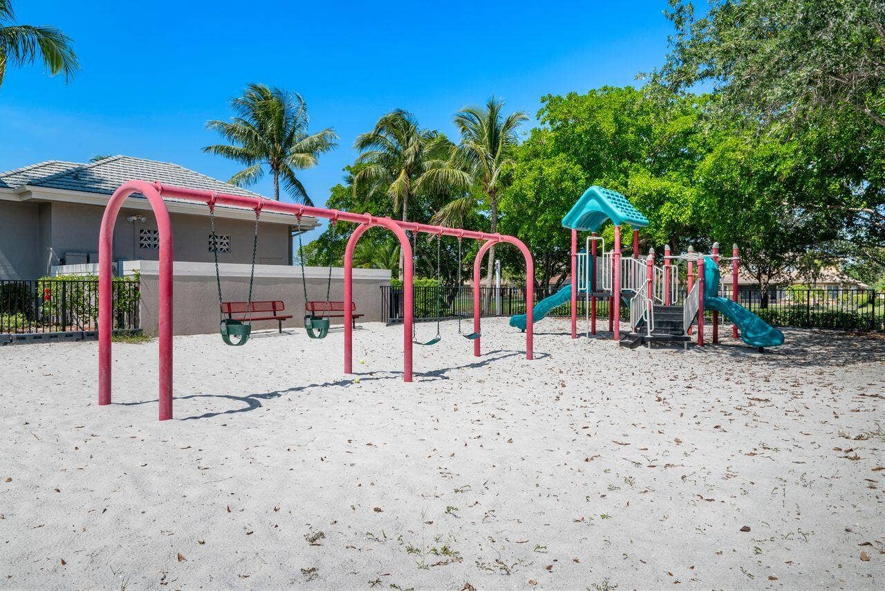 10888 NW 67TH Place, Parkland, FL 33076 Parkland_Isles_2_02