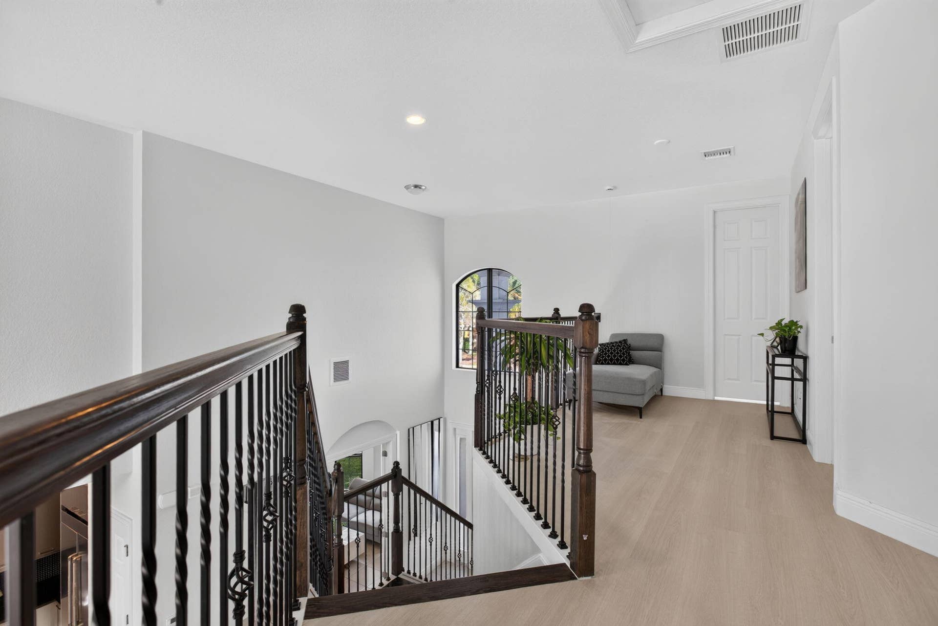 38-web-or-mls-8171-38