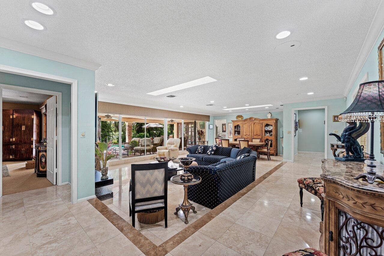 16821 Rose Apple Drive, Delray Beach, FL 33445 010-16821RoseAppleDrive