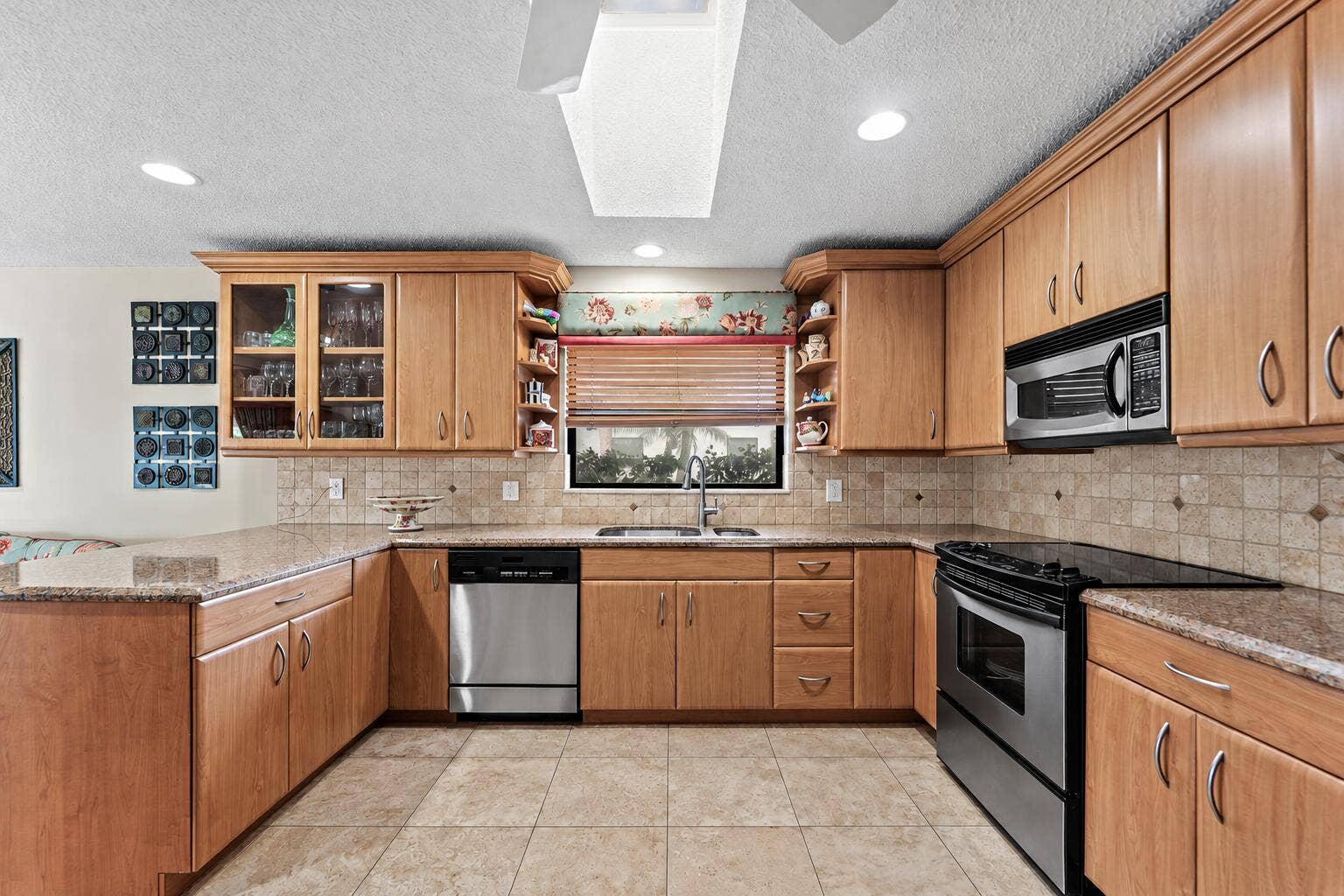 16821 Rose Apple Drive, Delray Beach, FL 33445 016-16821RoseAppleDrive