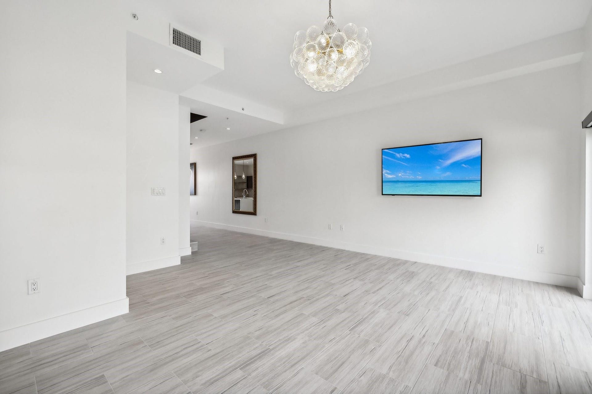 Porcelain tile throughout