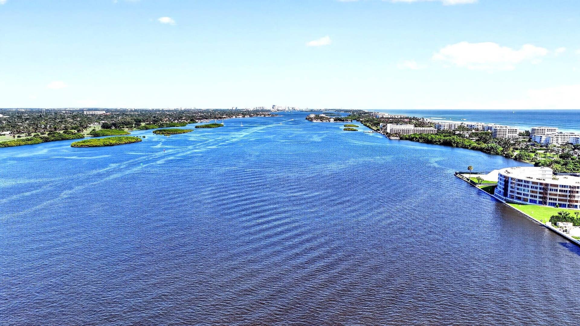 2840 S Ocean Boulevard, #3070, Palm Beach, FL 33480 46-web-or-mls-DJI_20260926111103_0908_D