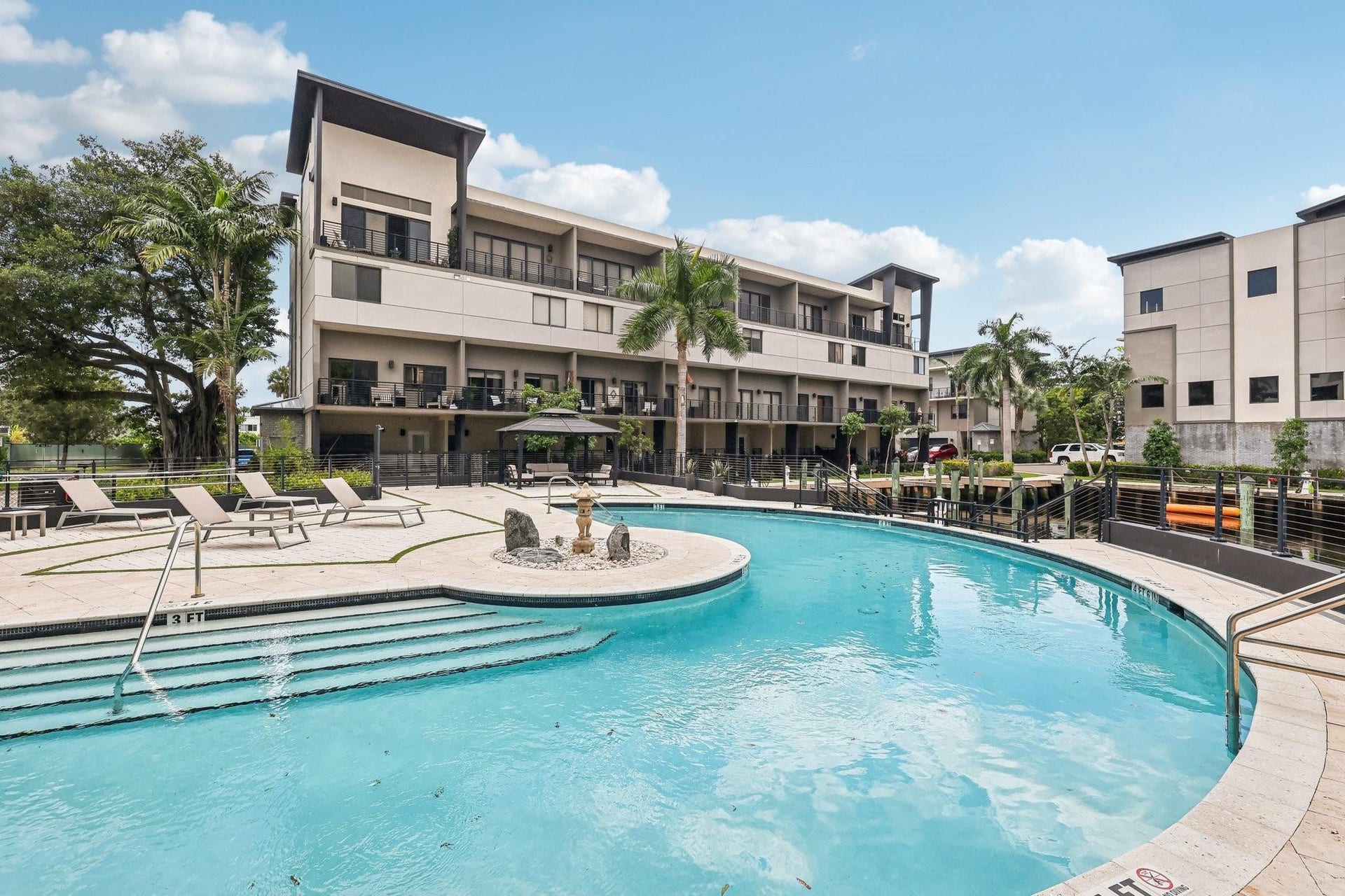 Community pool